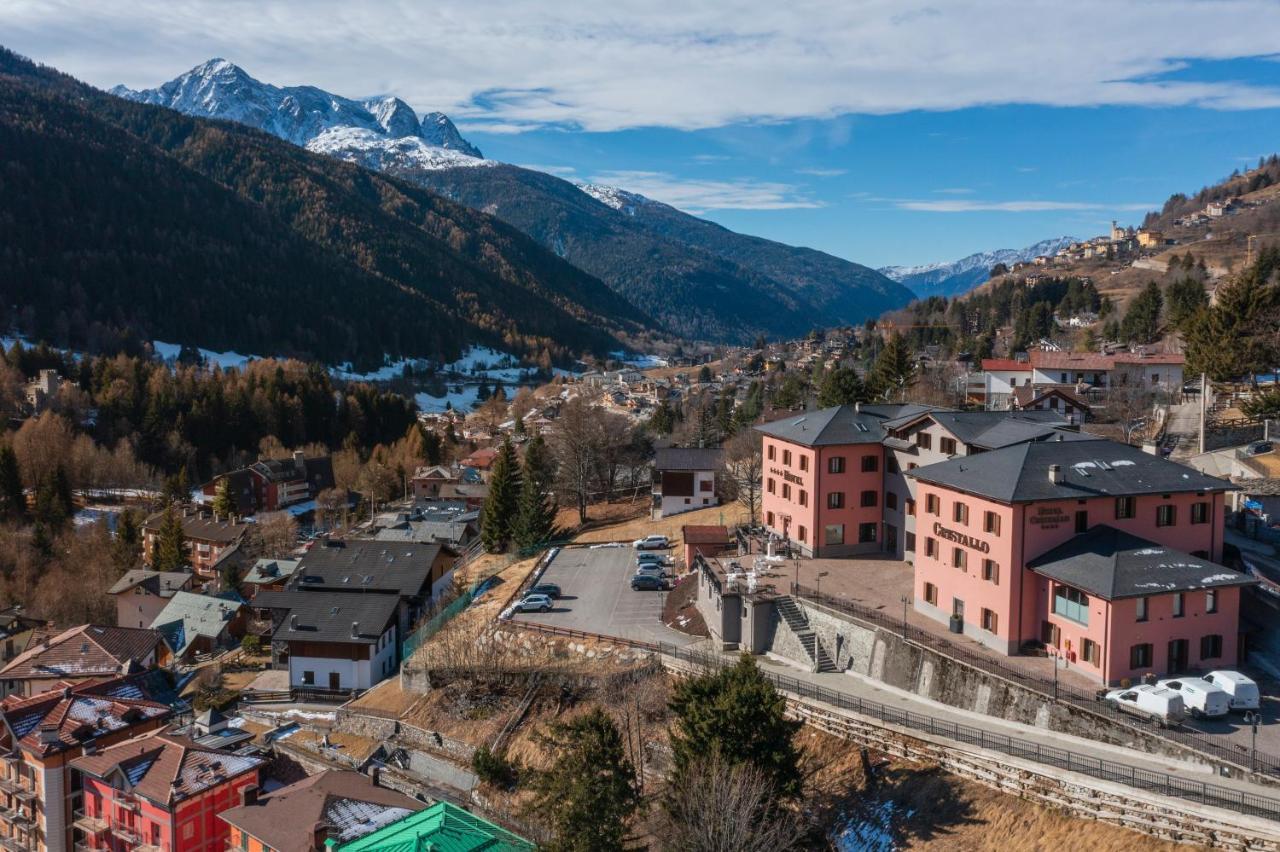 Hotel Garni Cristallo Ponte Di Legno Exterior foto