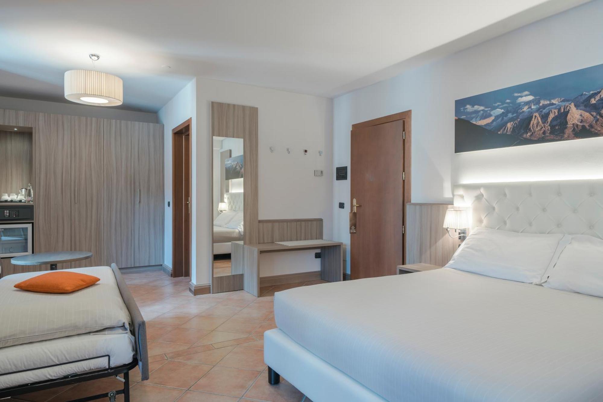 Hotel Garni Cristallo Ponte Di Legno Habitación foto