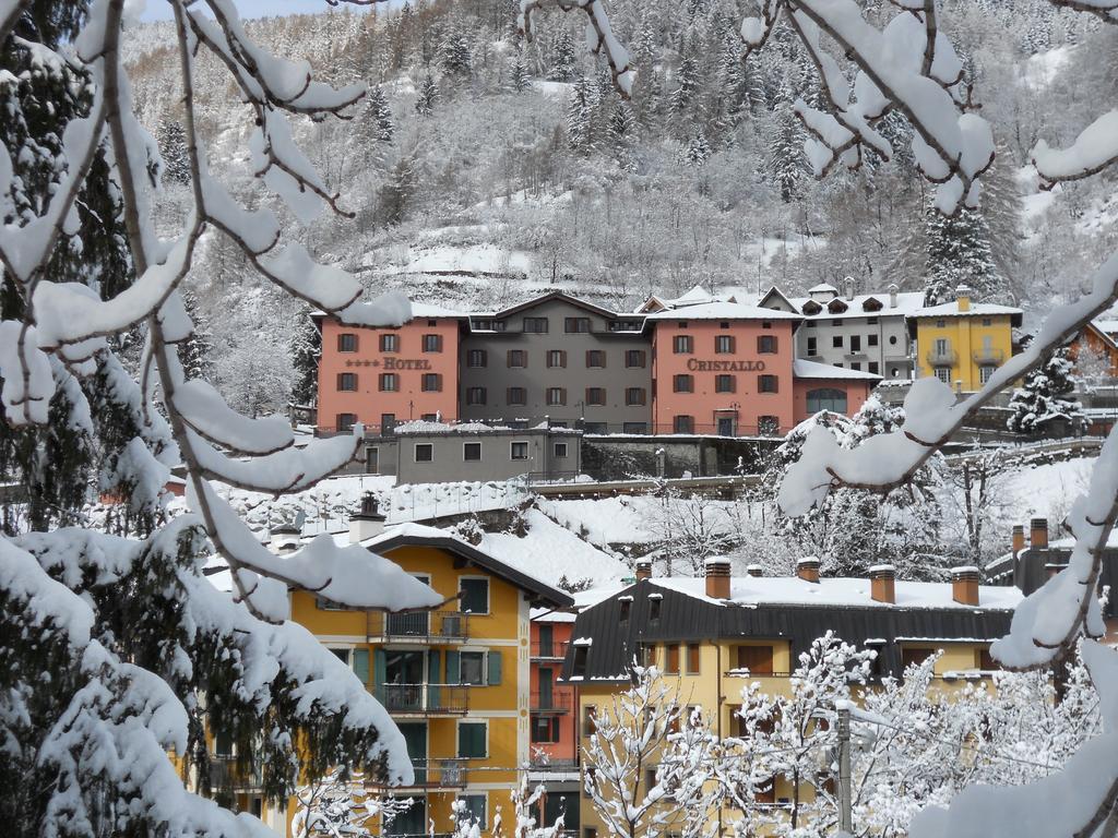 Hotel Garni Cristallo Ponte Di Legno Exterior foto